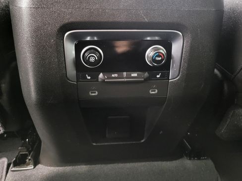 Used 2021 Chevrolet Suburban High Country AWD/4WD image 52