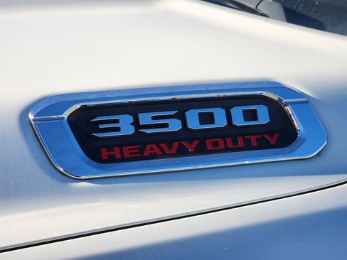 Used 2020 RAM 3500 Laramie image 12