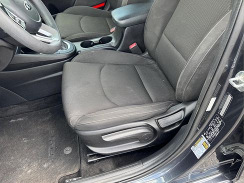 Used 2020 Kia Forte Sedan FWD image 6
