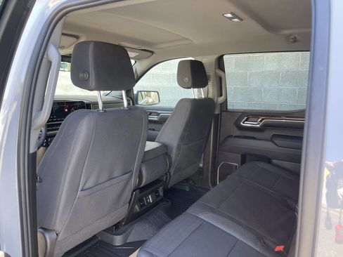 Used 2024 GMC Sierra 1500 SLE AWD/4WD image 11