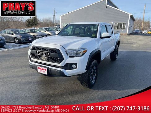 Used 2019 Toyota Tacoma TRD Off-Road image 1