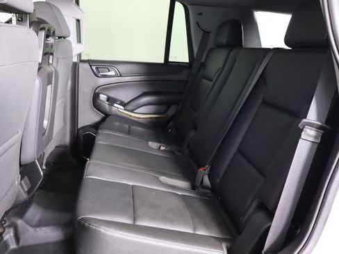 Used 2019 Chevrolet Tahoe 2WD w/ Remote Keyless Entry Package image 8
