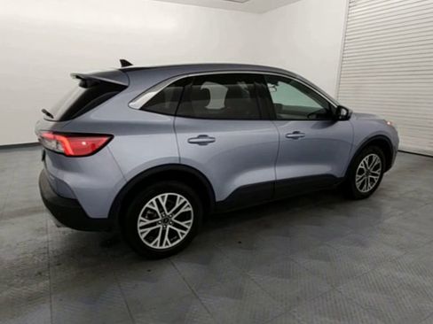 Used 2022 Ford Escape SEL image 8