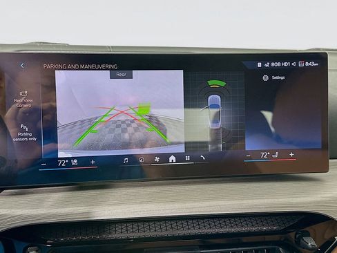 New 2026 BMW 430i xDrive Convertible w/ M Sport Package image 13