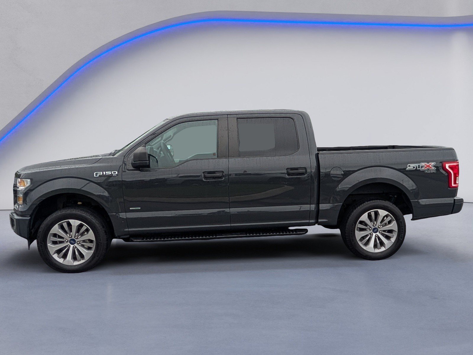 Used 2017 Ford F150 XL w/ Equipment Group 101A Mid AWD/4WD image 6