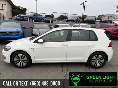 Used 2019 Volkswagen e-Golf SEL Premium image 8