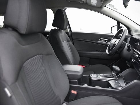 New 2026 Kia Sportage LX image 15