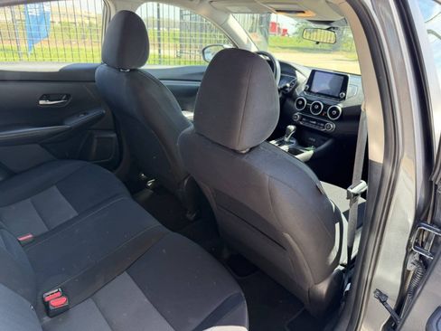 Used 2021 Nissan Sentra SV FWD image 13