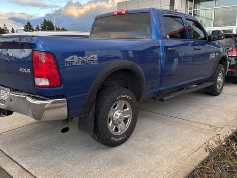 Used 2017 RAM 2500 Tradesman w/ Chrome Appearance Group image 3