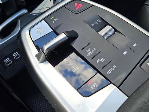 Certified 2025 BMW X1 xDrive28i w/ Technology Package image 14