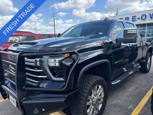 Used 2024 Chevrolet Silverado 2500 LTZ w/ LTZ Convenience Package image 1