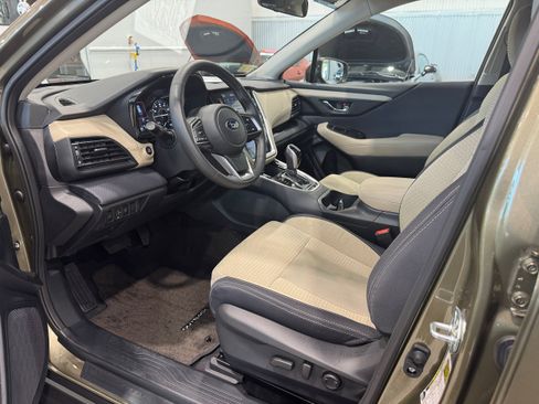 Used 2024 Subaru Outback Premium AWD/4WD image 14