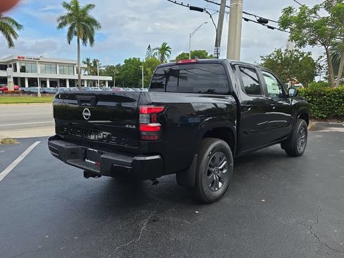 New 2026 Nissan Frontier SV w/ SV Convenience Package AWD/4WD image 8