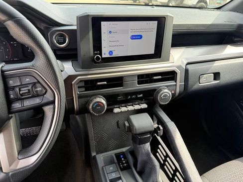 Used 2025 Toyota 4Runner SR5 RWD image 14