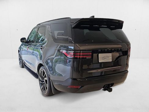 New 2025 Land Rover Discovery Dynamic SE AWD/4WD image 7