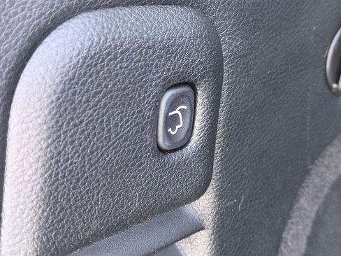 Used 2020 Jeep Grand Cherokee Altitude AWD/4WD image 31