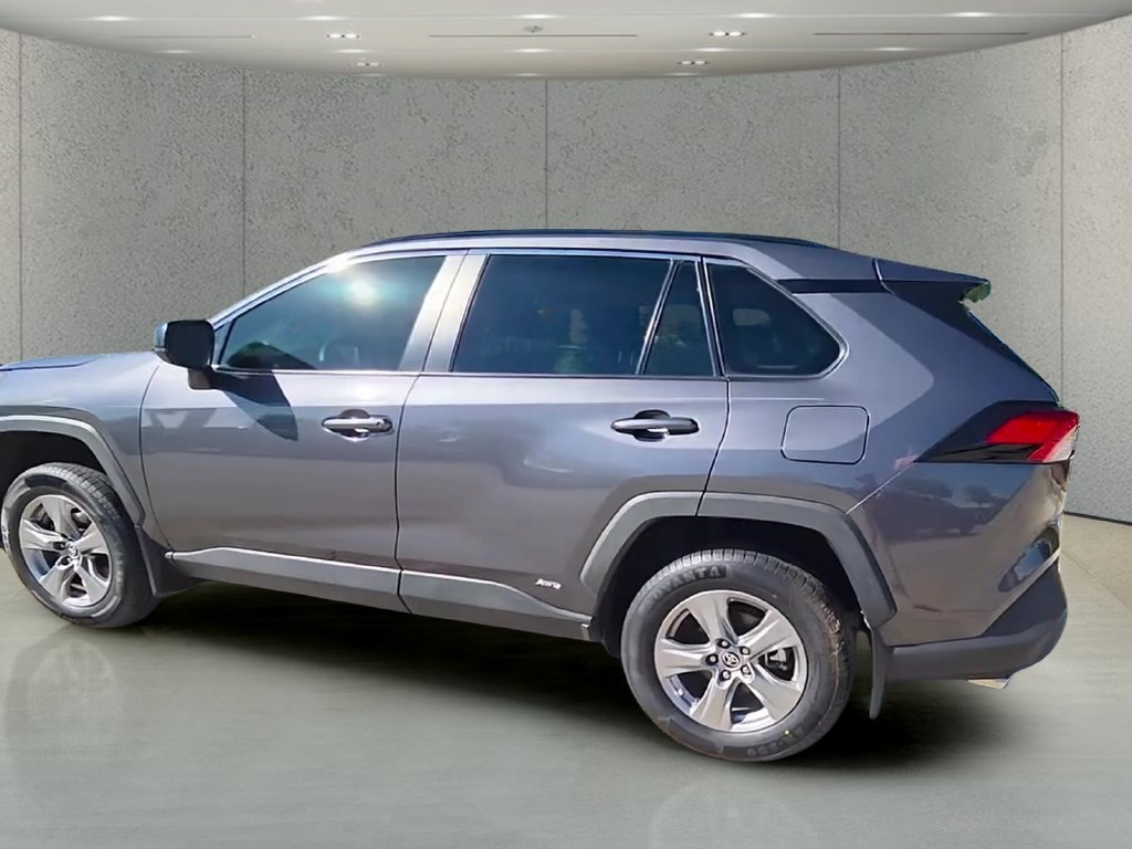 Used 2024 Toyota RAV4 LE AWD/4WD image 44