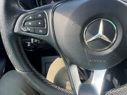 Used 2018 Mercedes-Benz CLA 250 image 22