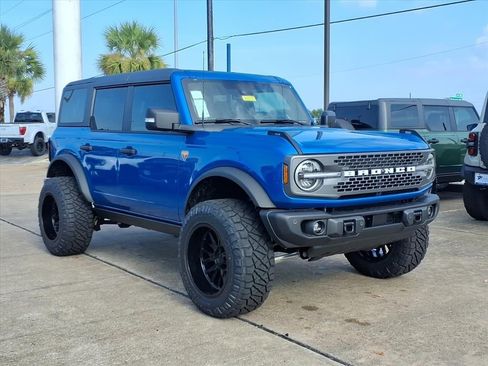 New 2025 Ford Bronco Badlands AWD/4WD image 9