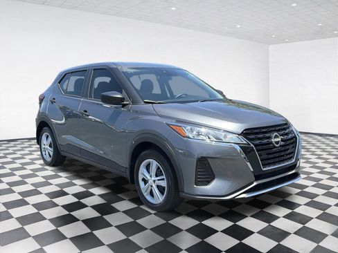 Used 2024 Nissan Kicks S FWD image 3