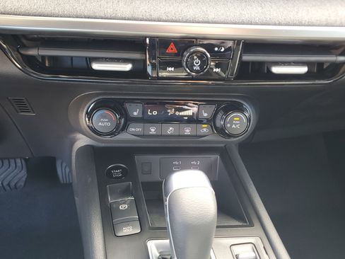 New 2026 Nissan Kicks SV FWD image 17