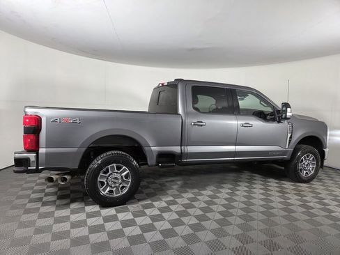 Used 2024 Ford F250 Lariat image 4