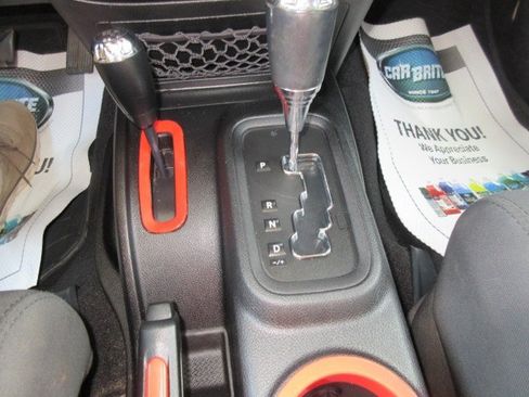 Used 2012 Jeep Wrangler Unlimited Sport AWD/4WD image 28