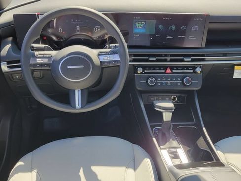 New 2027 Hyundai Santa Cruz SE FWD image 6