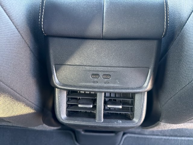 Used 2025 GMC Terrain Elevation AWD/4WD image 29