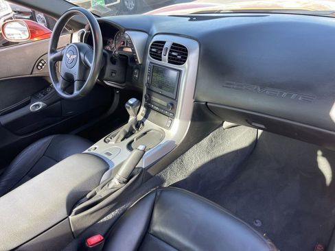 Used 2005 Chevrolet Corvette Coupe w/ Preferred Equipment Group RWD image 14