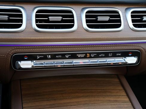 Certified 2025 Mercedes-Benz GLE 350 4MATIC image 28