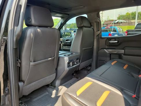 Used 2020 GMC Sierra 1500 AT4 w/ AT4 Premium Package AWD/4WD image 11