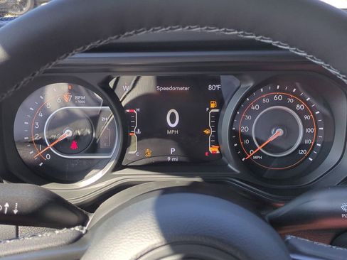 New 2026 Jeep Gladiator Sahara image 28