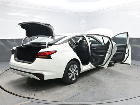 Used 2021 Nissan Altima 2.5 S FWD image 46