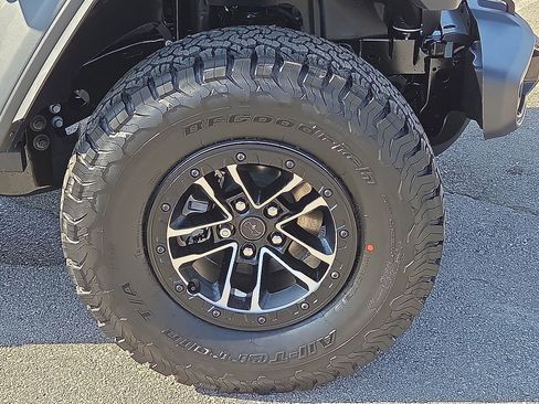 New 2026 Jeep Wrangler Unlimited Sport image 7