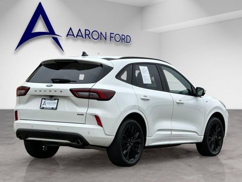 Used 2025 Ford Escape ST-Line Elite w/ Premium Technology Package AWD/4WD image 6