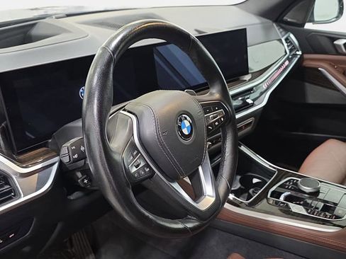 Certified 2025 BMW X5 xDrive40i AWD/4WD image 12