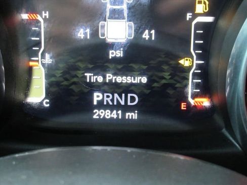 Used 2020 Jeep Gladiator Rubicon w/ Dual Top Group AWD/4WD image 31