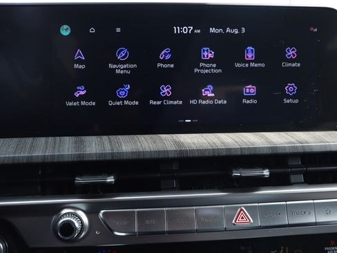 Used 2024 Kia Telluride EX w/ EX Captain's Chair Package FWD image 14