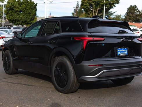 New 2025 Chevrolet Blazer EV LT w/ Midnight/Sport Edition image 29