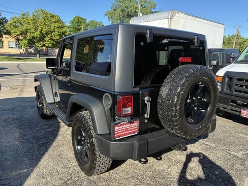 Used 2017 Jeep Wrangler Sport w/ Quick Order Package 24S AWD/4WD image 7