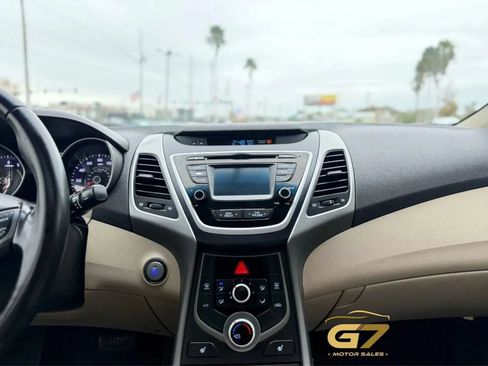 Used 2016 Hyundai Elantra Value Edition FWD image 19
