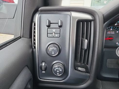 Used 2019 Chevrolet Silverado 1500 LT w/ All Star Edition AWD/4WD image 6