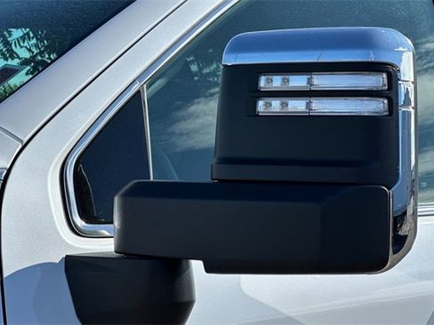 Used 2025 GMC Sierra 3500 Denali image 96