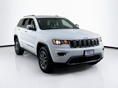 Used 2022 Jeep Grand Cherokee Limited image 3