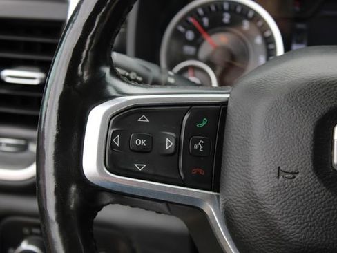 Used 2019 RAM 1500 Laramie AWD/4WD image 19