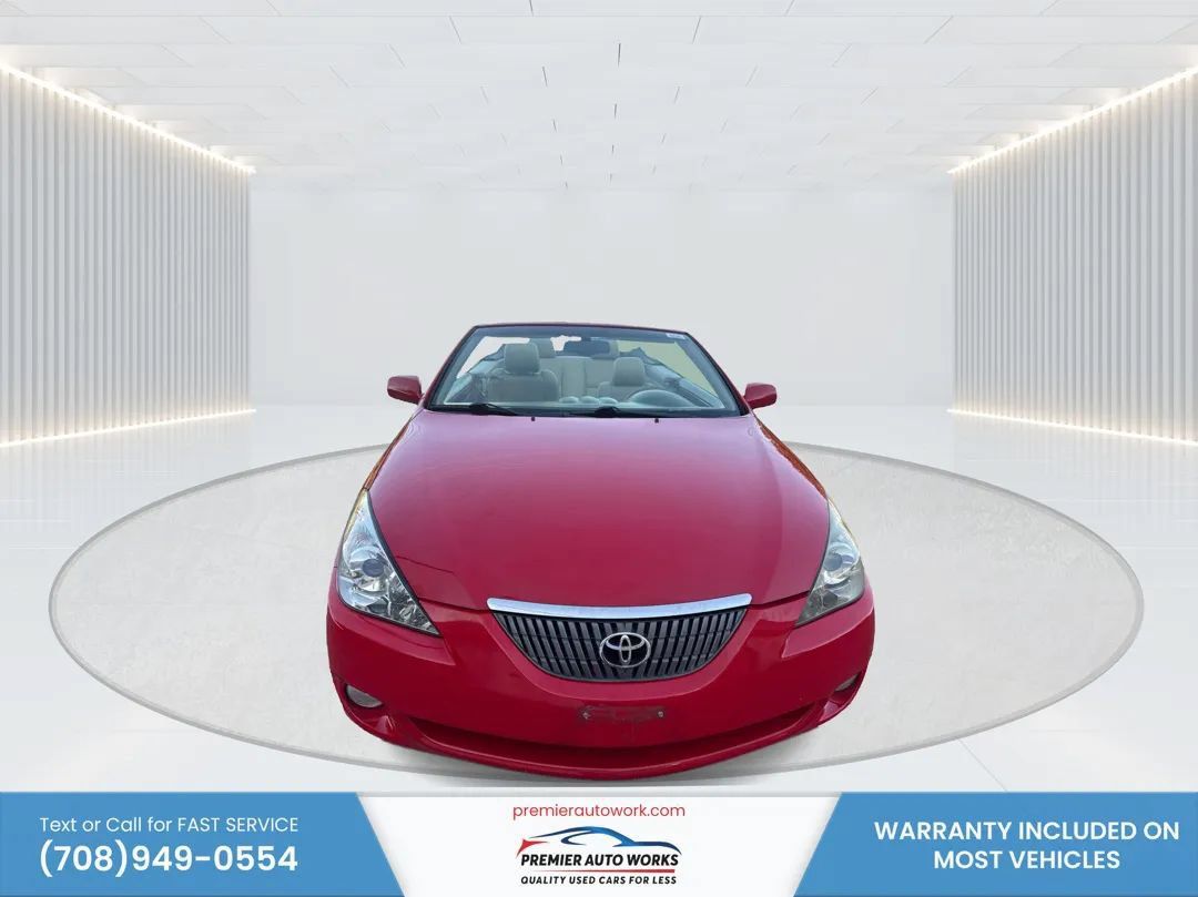 Used 2005 Toyota Solara SLE FWD image 2