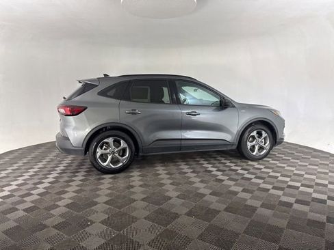 Used 2025 Ford Escape ST-Line image 8