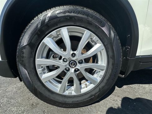 Used 2019 Nissan Rogue SV FWD image 9