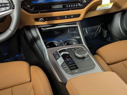 Used 2025 BMW 330i xDrive Sedan w/ M Sport Package image 33